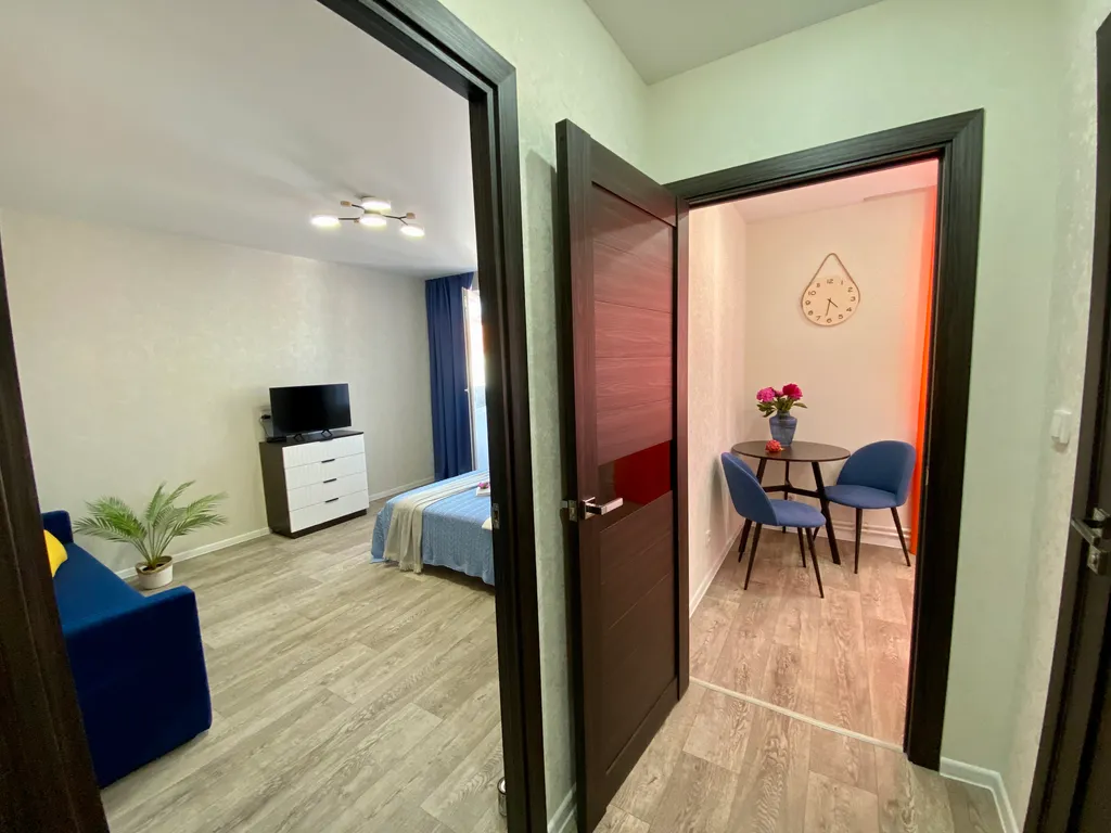 Южное небо вблизи трассы м4 и центра города