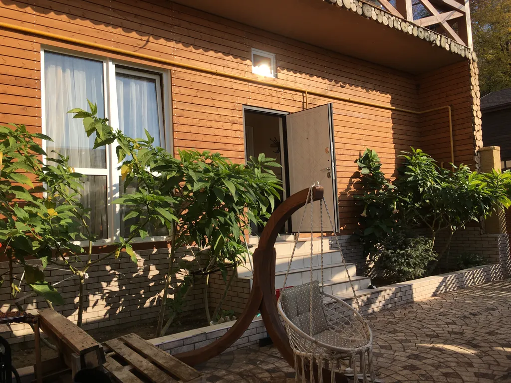 Коттедж с бассейном и баней — аренда посуточно в Сочи