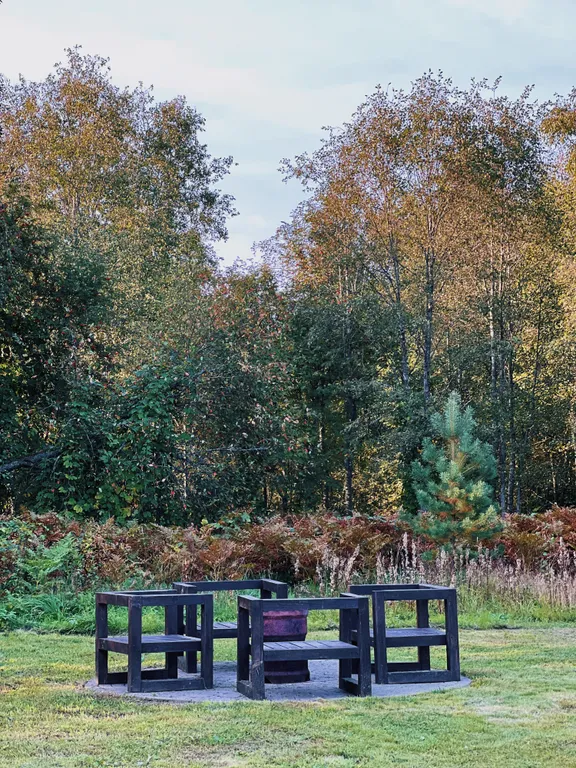 Коттедж Семейный коттедж на берегу реки Лава — Ручьи