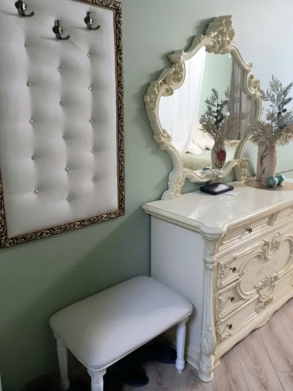 Роскошная студия с дизайнерским ремонтом