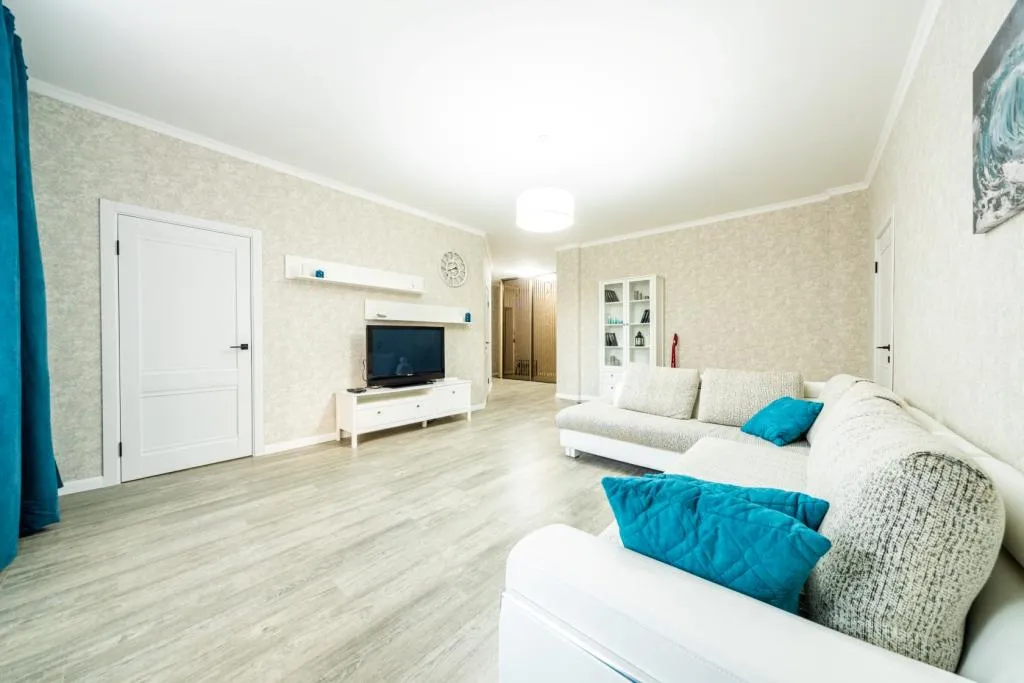 Просторная квартира со свежим ремонтом на Взлетке