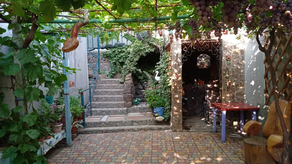 Номер с санузлом и прихожей