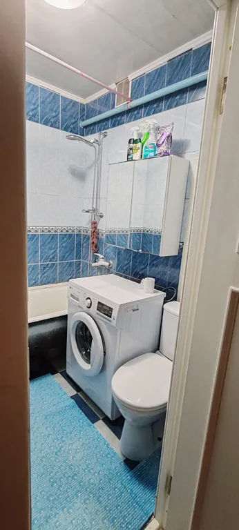 Уютная комната Айна