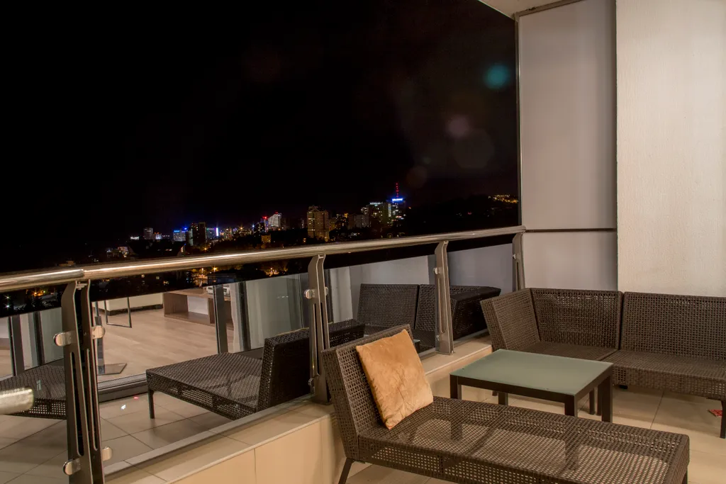 3-комнатная квартира с бассейном у моря