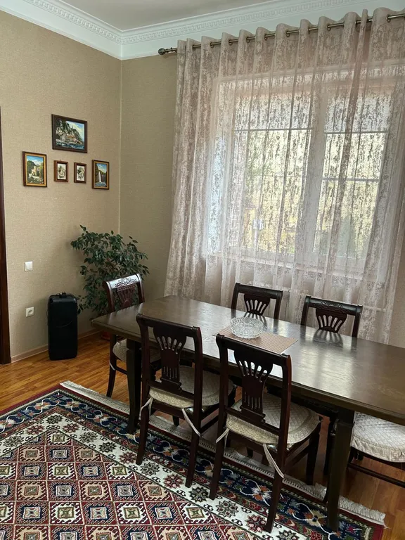 4-комнатный Дом