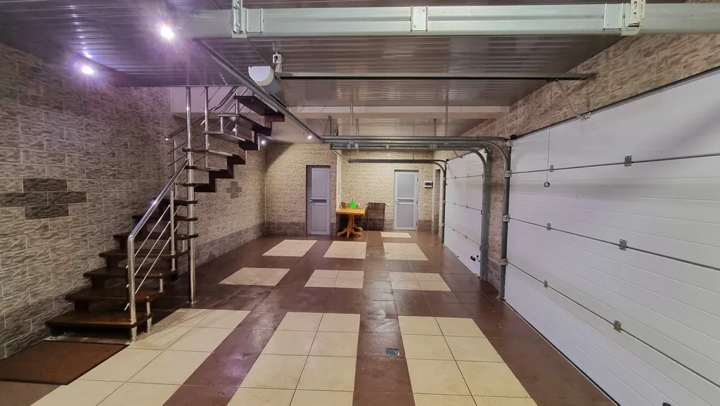 Таунхаус с панорамной эксплуатируемой крышей