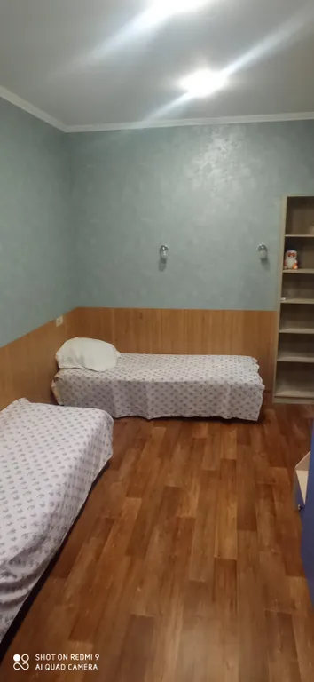 Часть дома с двумя спальнями, кухней и ванной