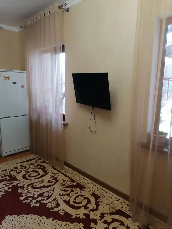 Уютная и вместительная дача у моря