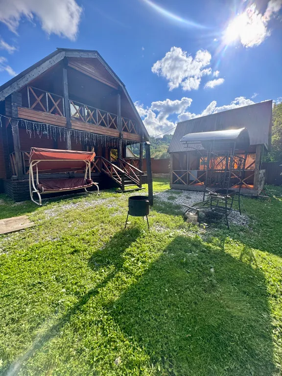 Коттедж в курортной зоне с видом на горы