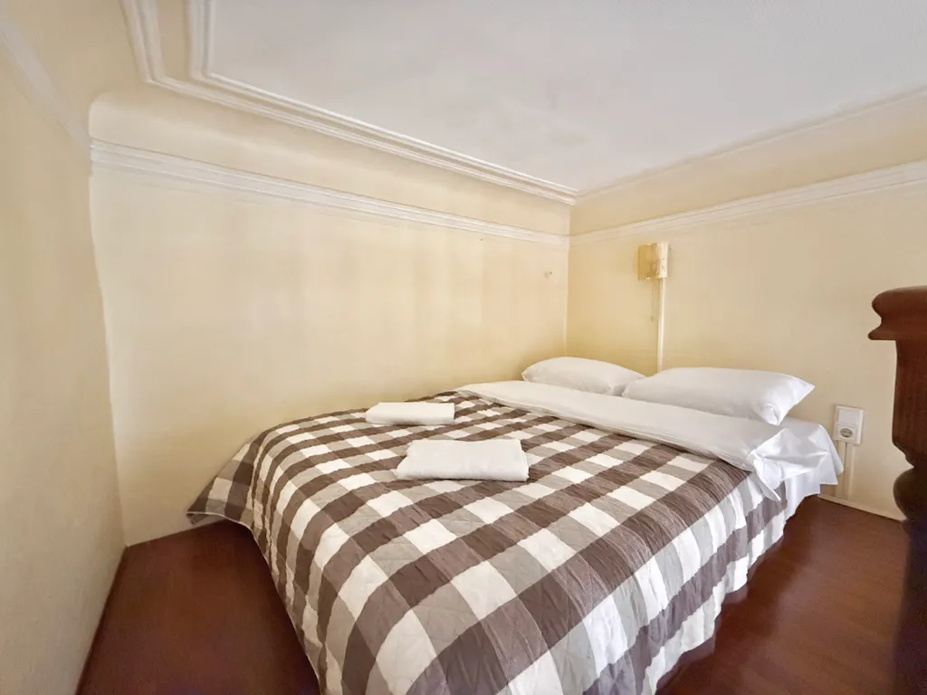 Просторная квартира в центре Санкт-Петербурга