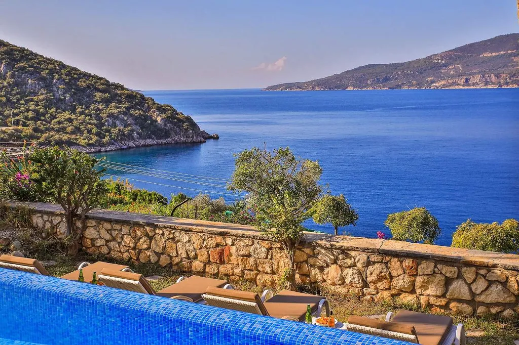 Вилла с видом на море