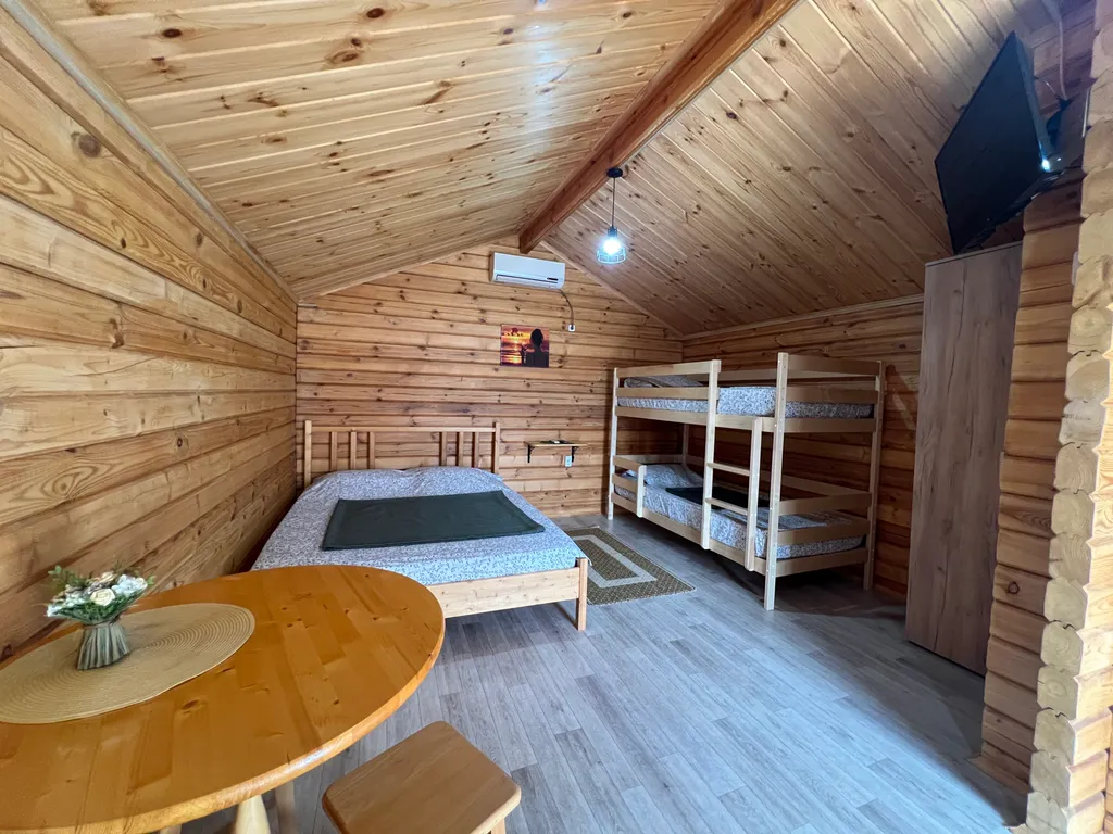 Коттедж Коттедж Уютный сруб №1 в центре станицы — Благовещенская