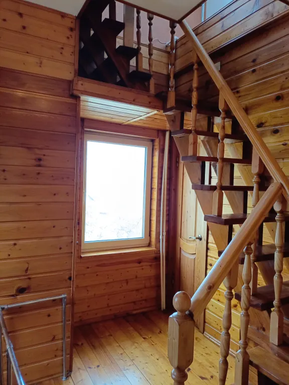 Уютный дом с прекрасным видом в тихом районе