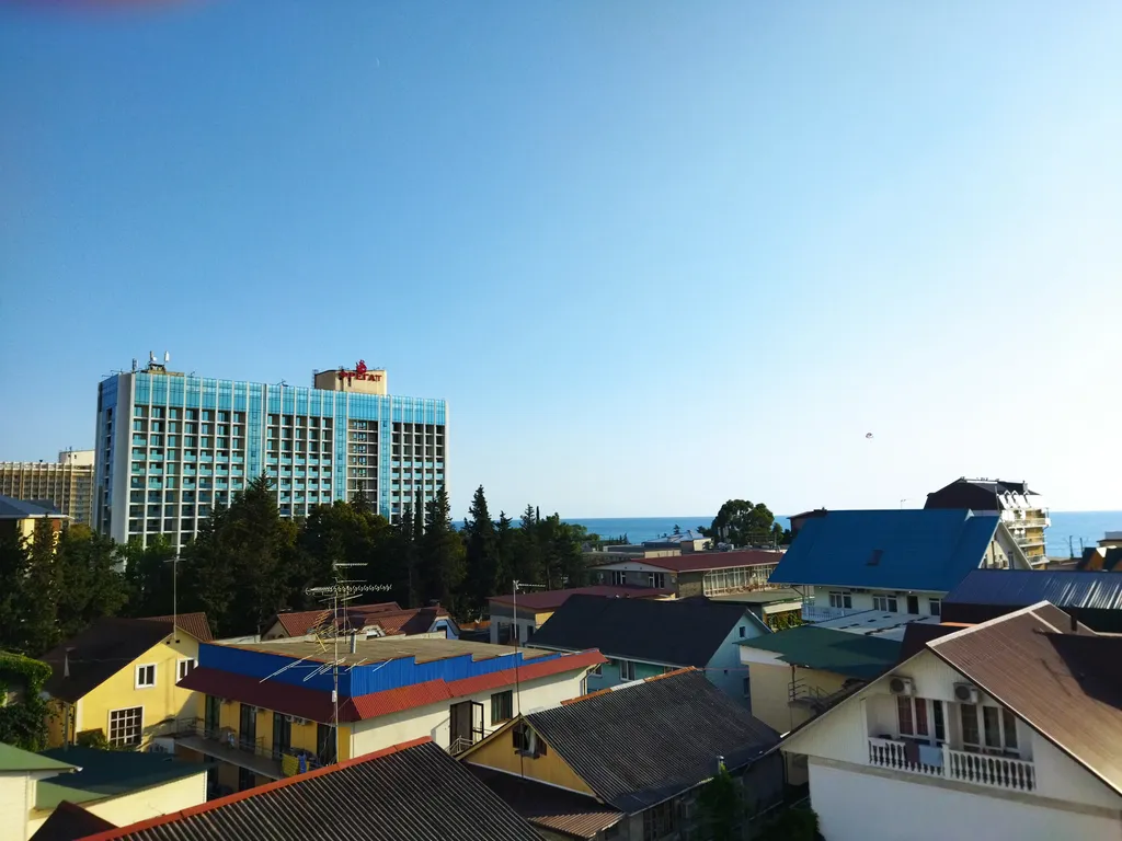 Трехуровневая 3-к квартира с террасой, у моря