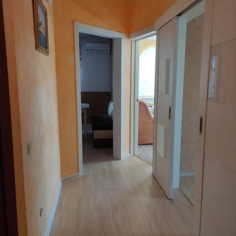 Уютная светлая теплая квартира в центре города