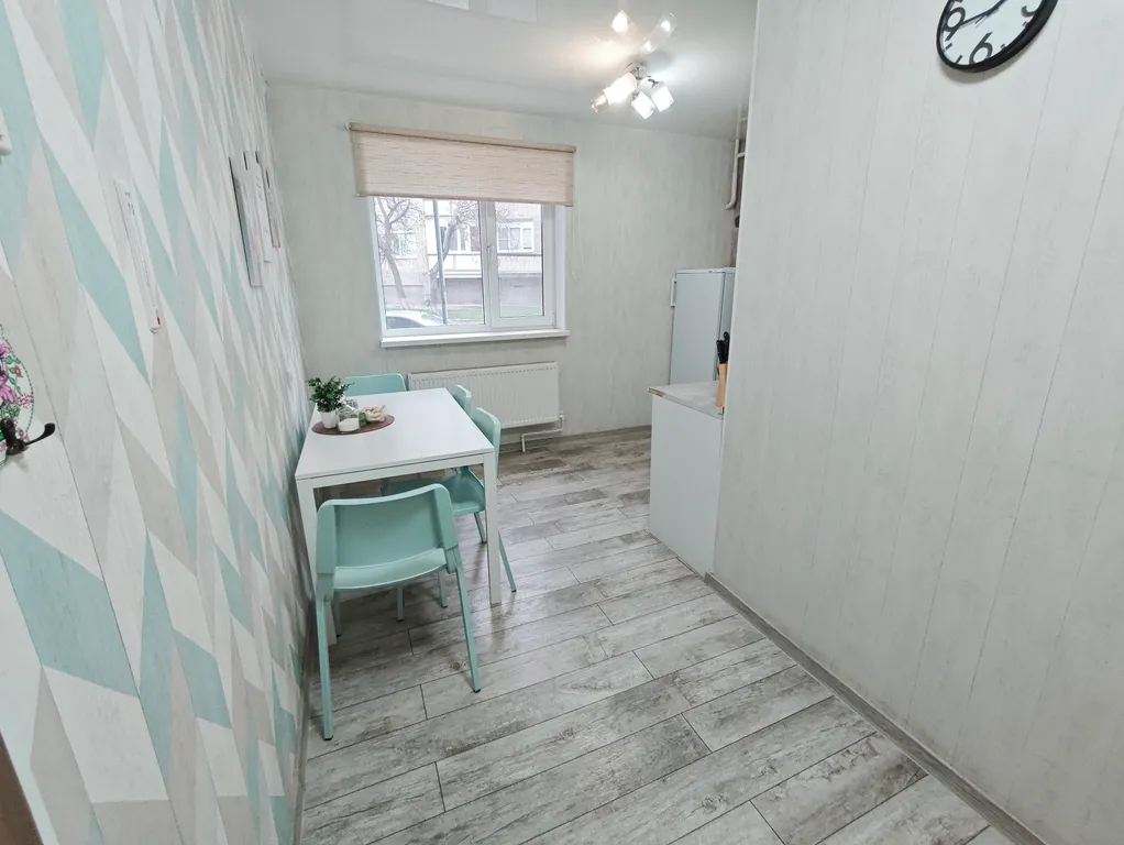 Дизайнерская квартира в стиле лофт для 4 гостей