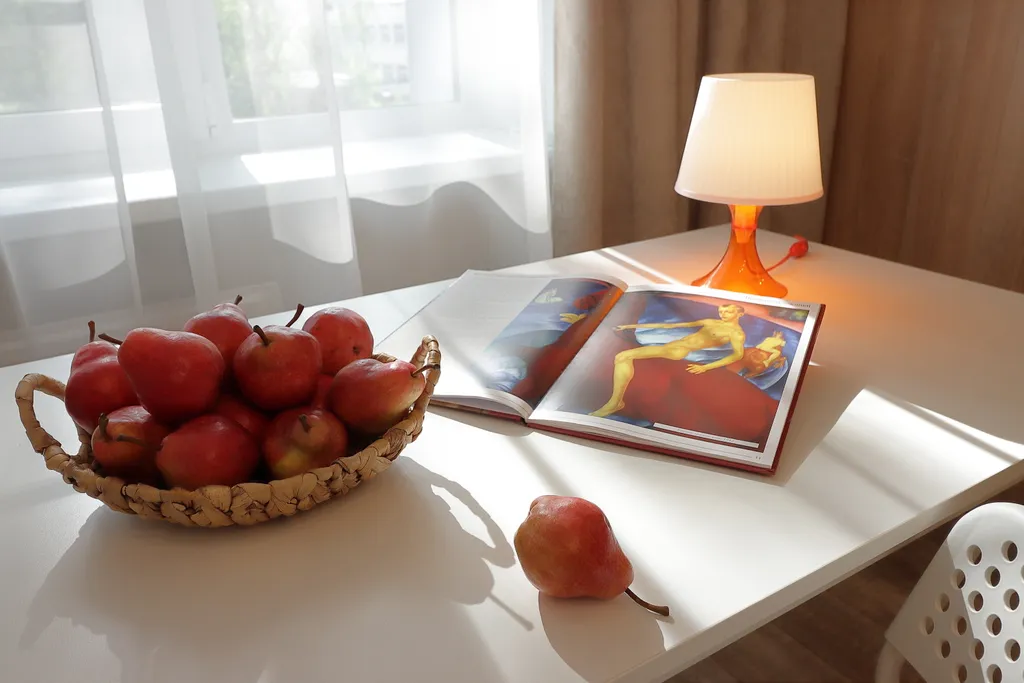 Центр Юго-Запада рядом с Большим Глобусом и Макдональдсом