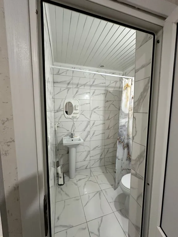 Домик в центре города