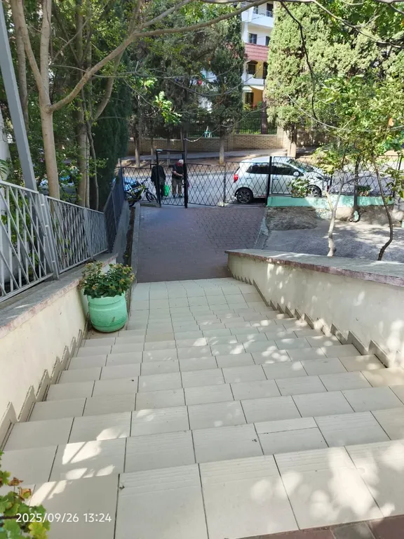 Светлая квартира с хорошим ремонтом в новом доме