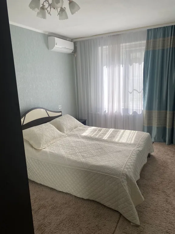 Просторная двушка в центре города