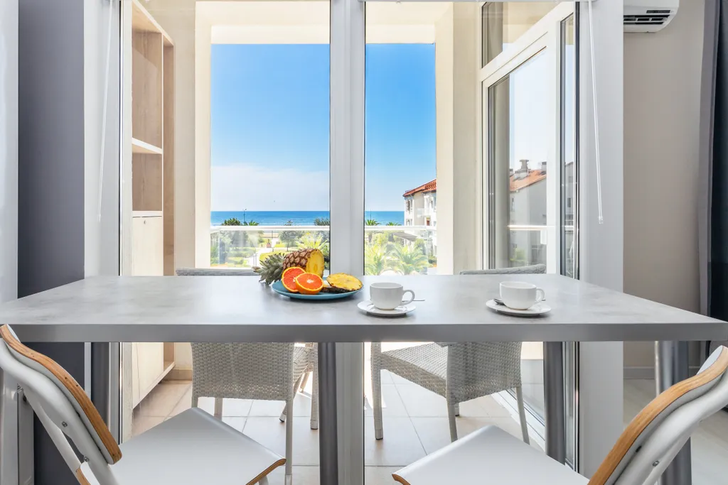 Люкс апартамент с видом на море