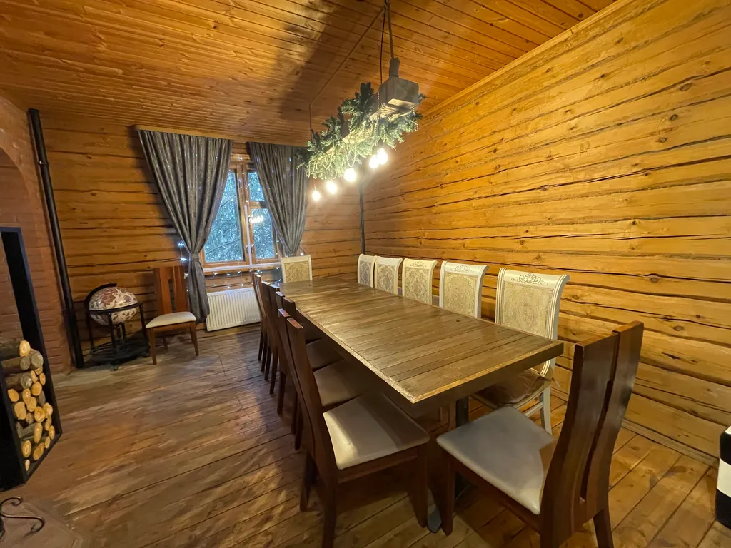 Коттедж Дом для семейного отдыха, закрытых встреч и камерных праздников. — Загорянский