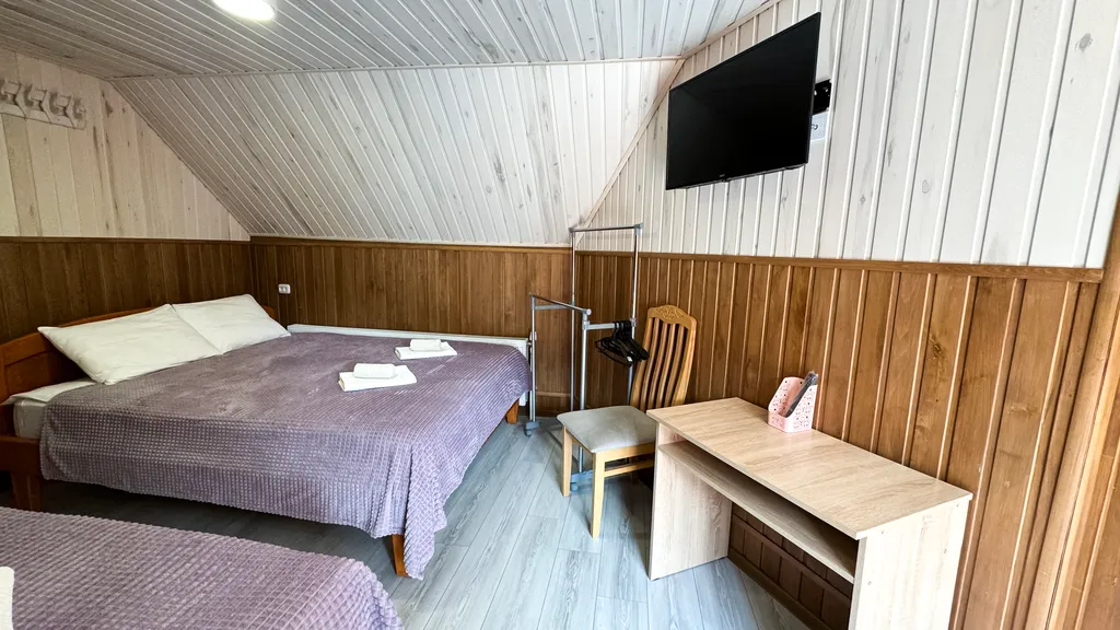 Квартира Трёхместный номер без окна — аренда посуточно в Архыз