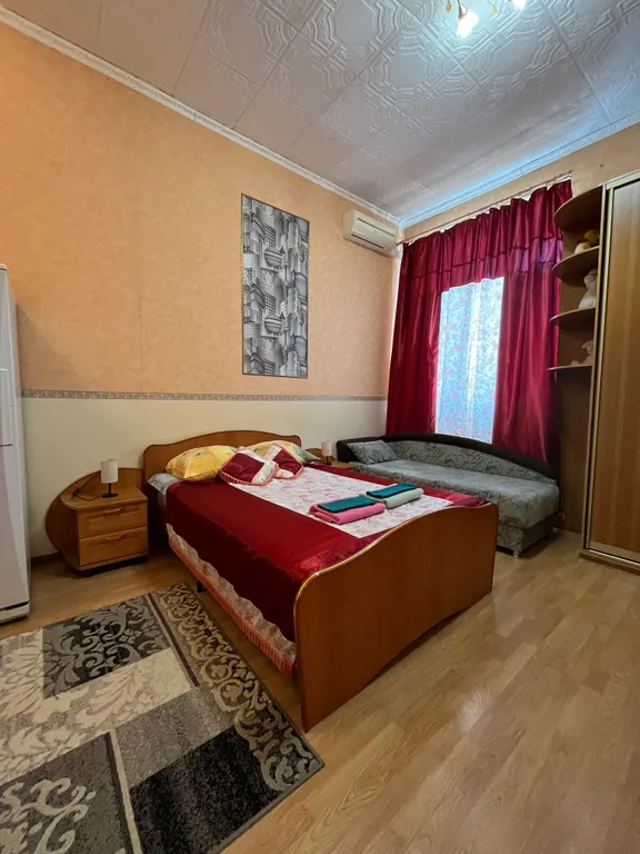 Квартира Уютная и чистая студия от собственника возле аэропорта — Омск