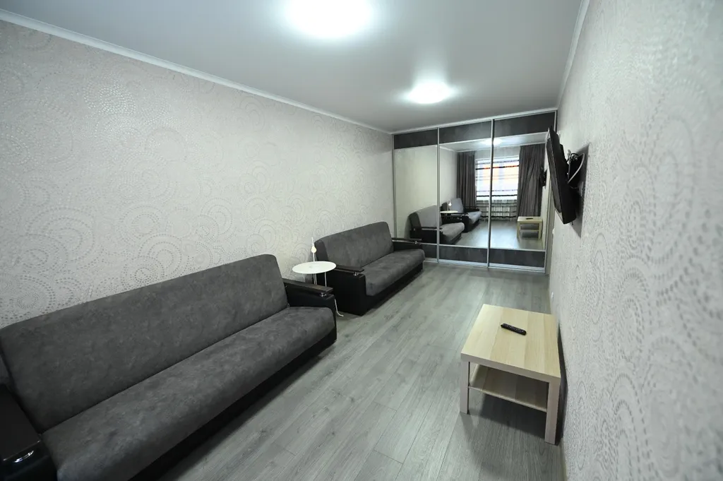 Полноценная двушка в районе БГУ, рядом с аэропарком