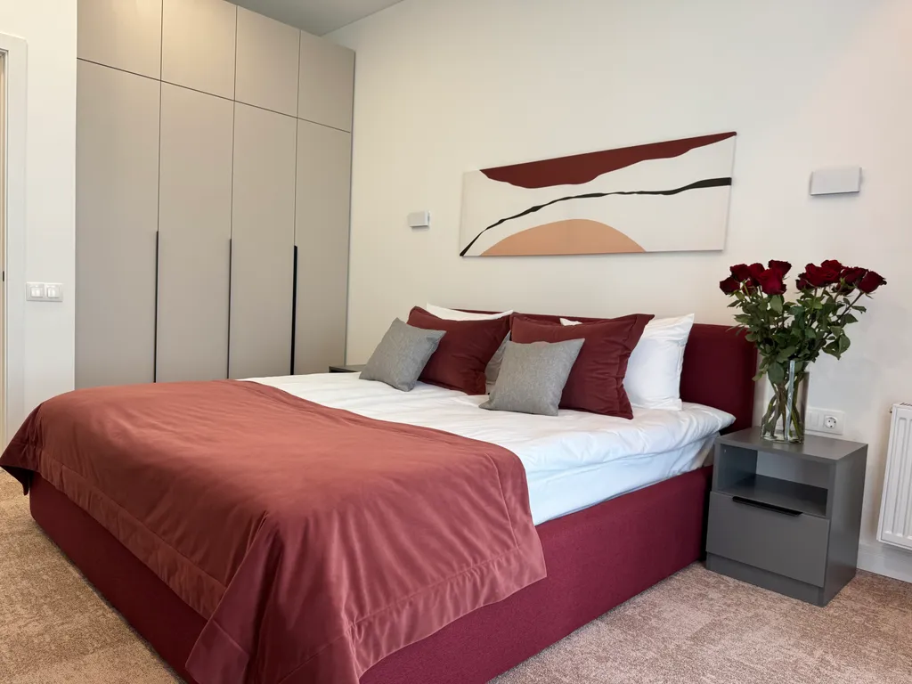 Двухкомнатная квартира в новом ЖК Бизнес класса — аренда посуточно в Калининград