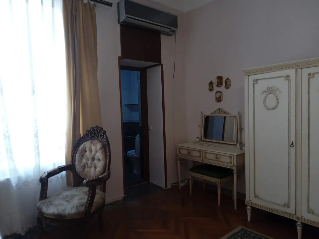 Большой семейный номер со своим санузлом и смежным номером