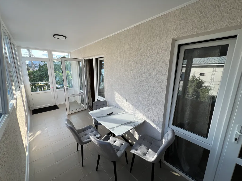 Квартира Двухкомнатный дом с кухней на 2 этаже — аренда посуточно в Судак