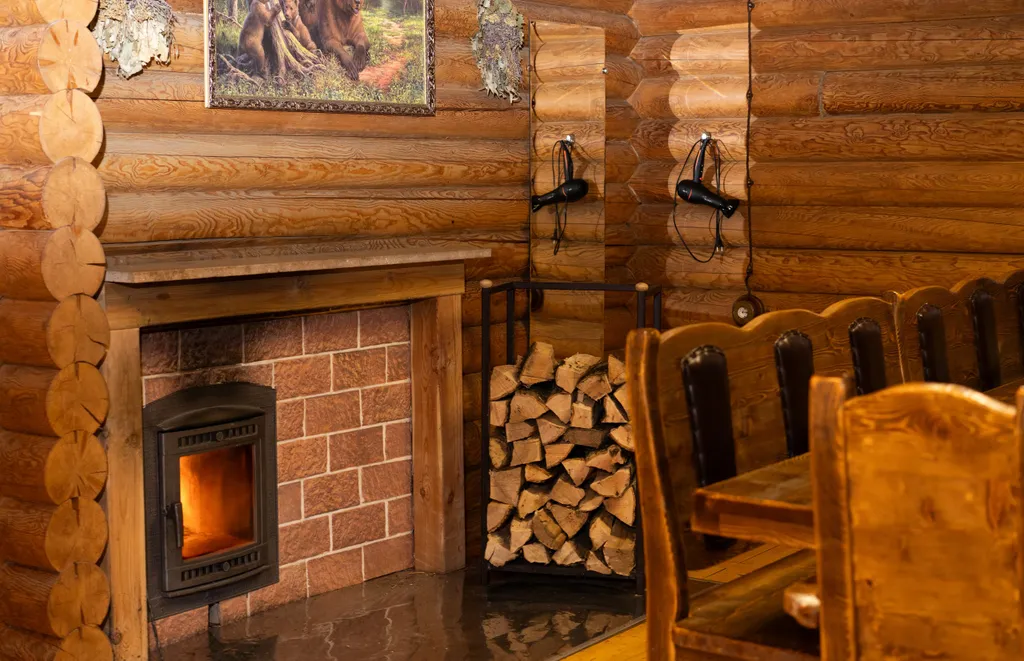 Коттедж с тремя спальнями, русской баней и бассейном