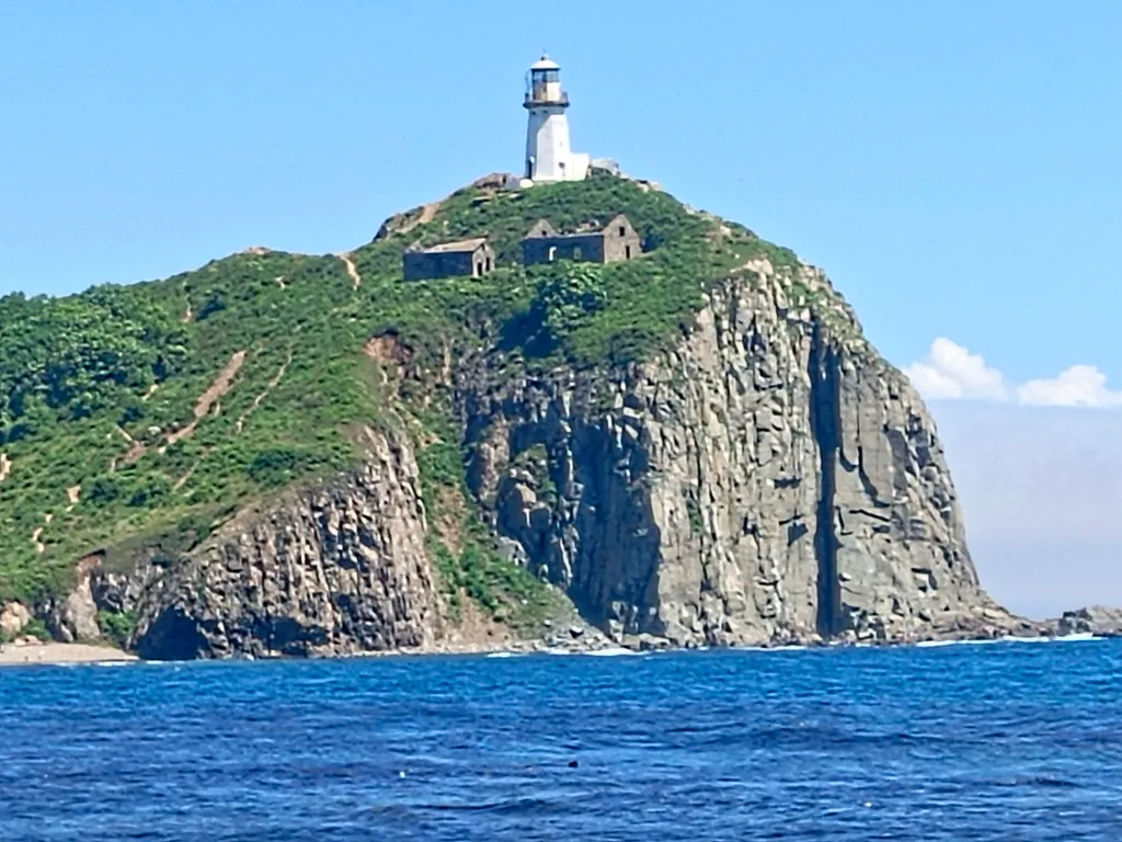 Особенная благостная квартира с удобным расположением на бульваре