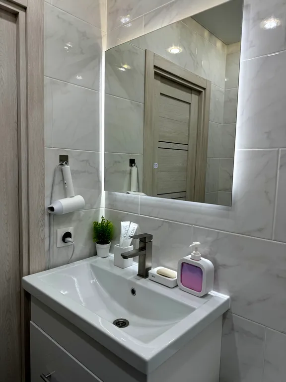 Кoмфоpтабeльнaя квартира в центре города