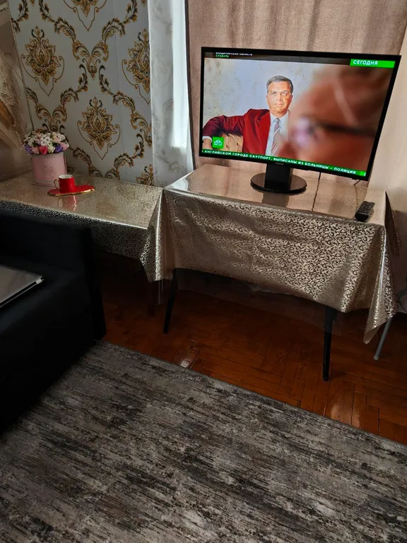 Красивый вид с 2 балконов на горы и реку