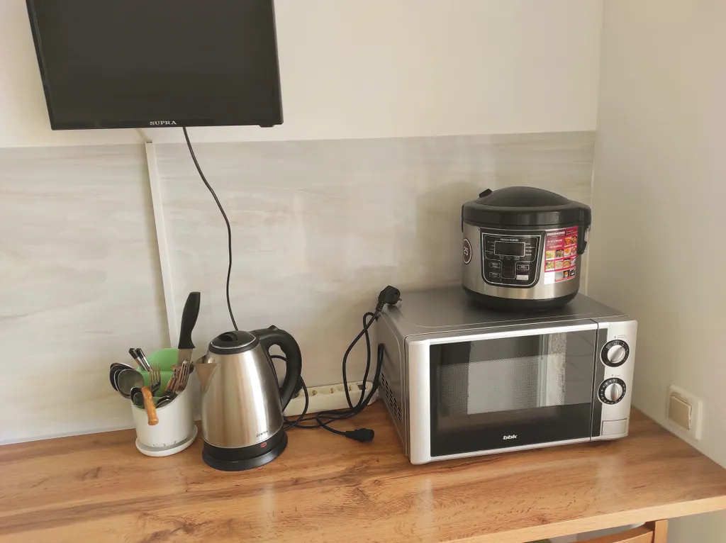 Квартира Комната с удобствами в гостевом доме с бассейном — Адлер