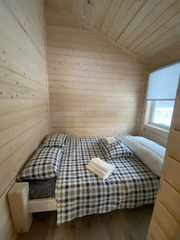 Дом Сканди у озера