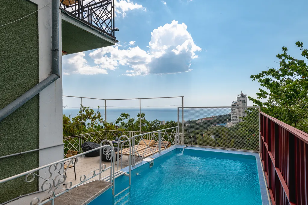 Зелёный Дом в Мисхоре