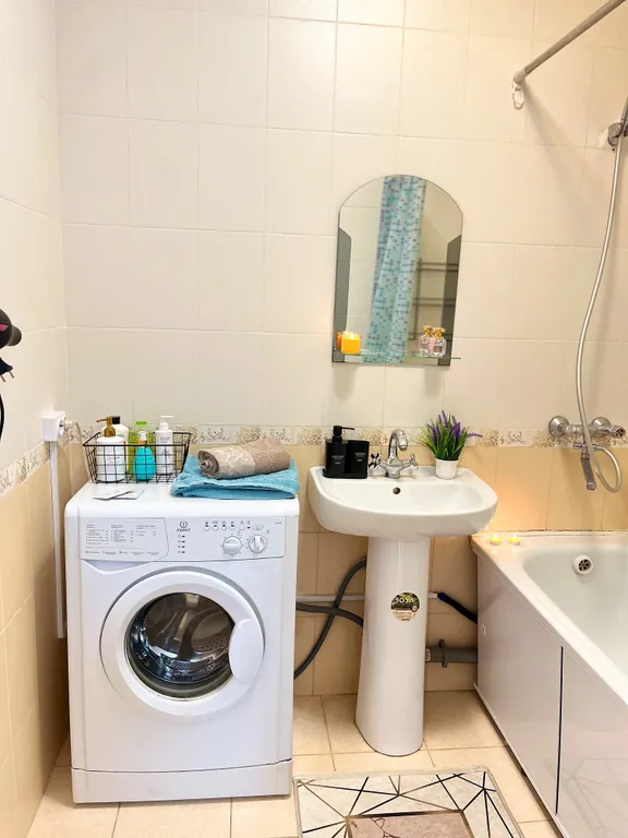 Квартира на Бакинской рядом с ТЦ Алимпик