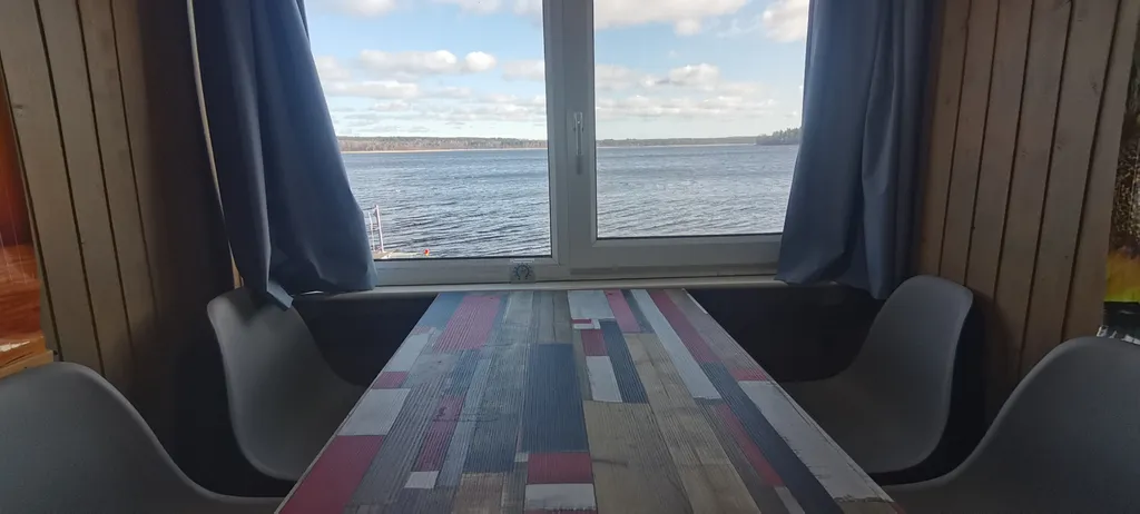 Уникальное жильё на воде