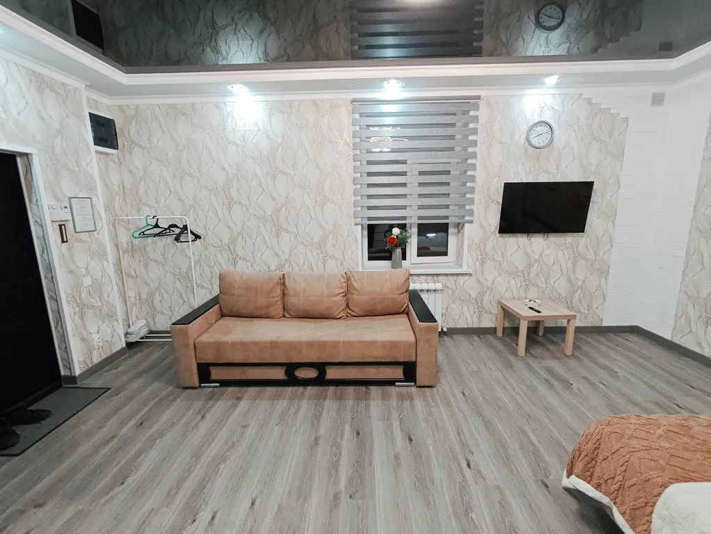 Просторная 2-комнатная квартира (№7)