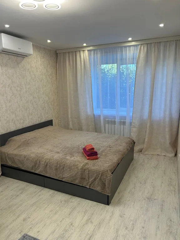 Уютная двухкомнатная квартира в тихом районе