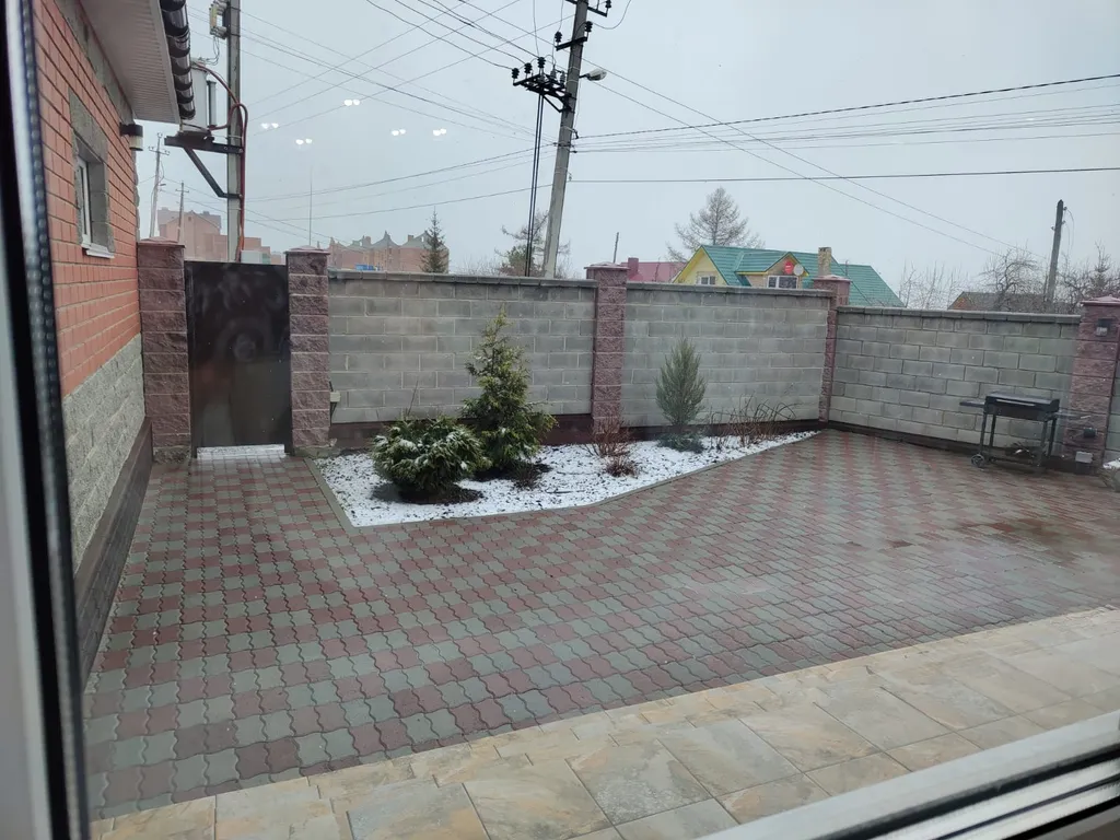 Новый дом с дизайнерским ремонтом