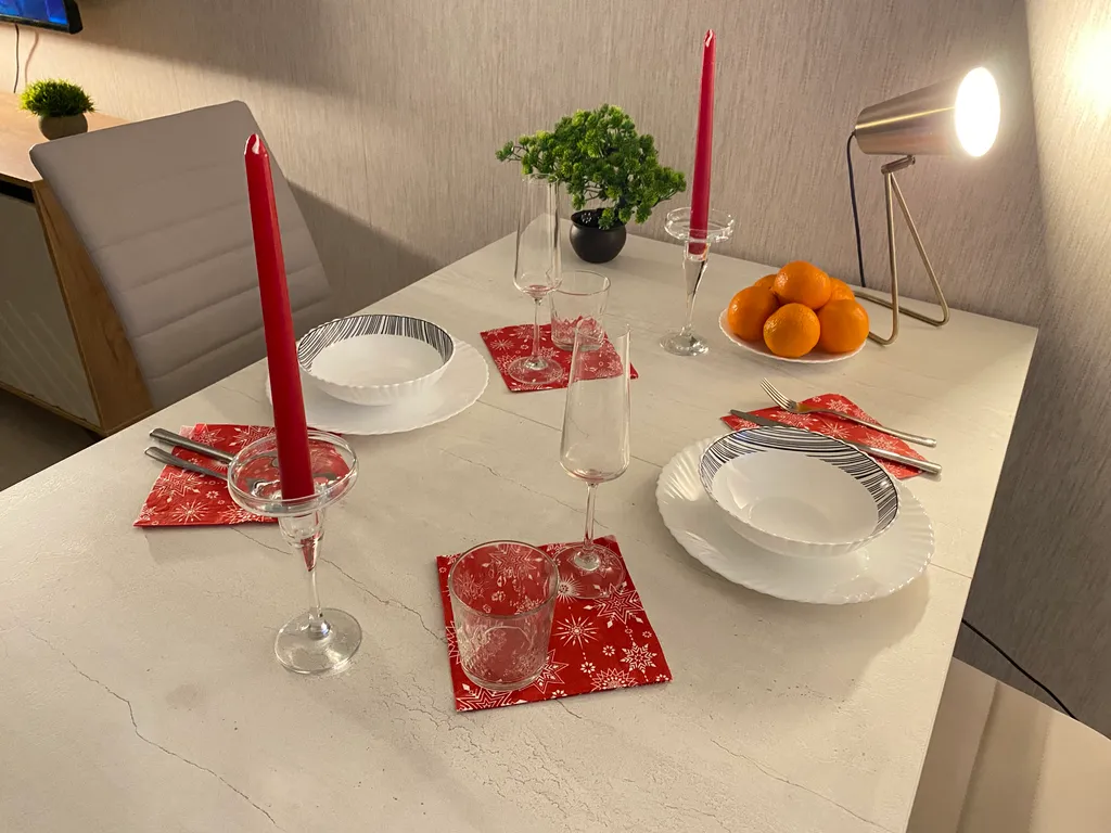 Евро-двухкомнатная с шикарным видом на реку Кама и город