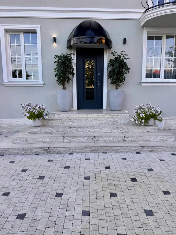 Дом у моря в Сочи с бассейном, камином на дровах и сауной