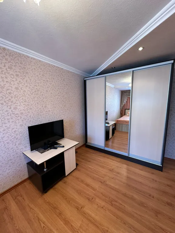 Уютная 2х комнатная, рядом с аэропорт