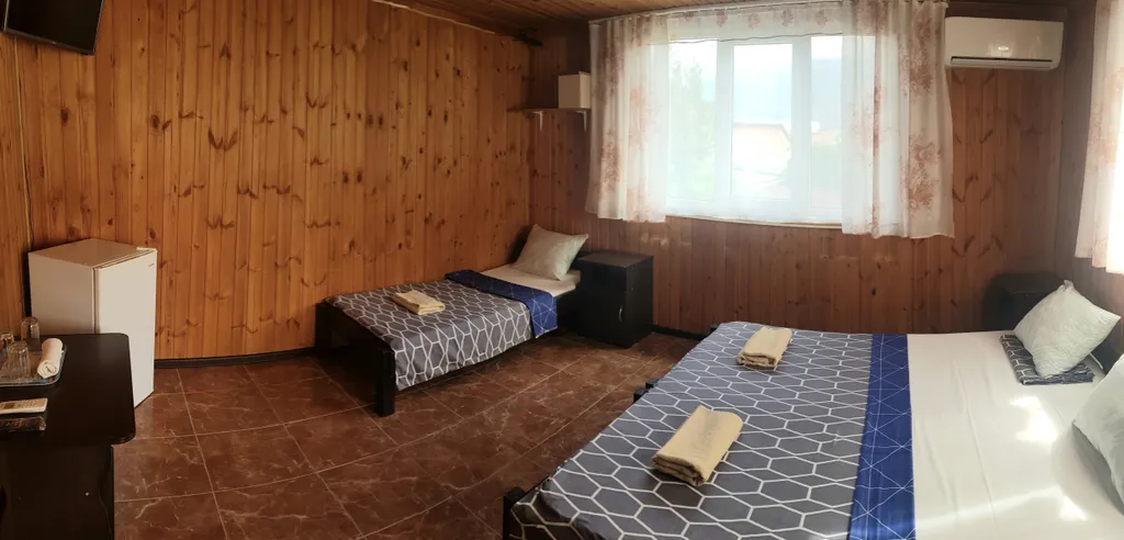 Квартира Трехместная комната с видом на горы — Геленджик