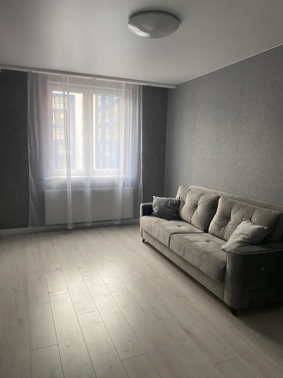 Квартира Квартира с современным ремонтом в хорошем и тихом районе города — Калининград