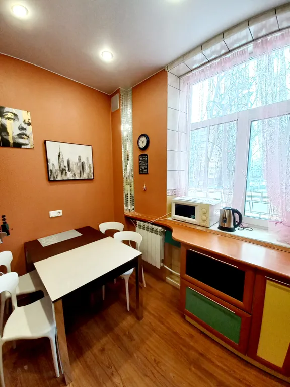 Просторный апартамент с раздельными комнатами в сердце Пскова